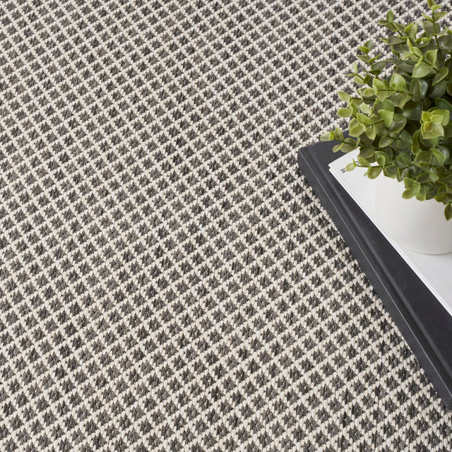 Nourison Courtyard COU01 Machine Made Ivory, Charcoal Rug - 99446162304