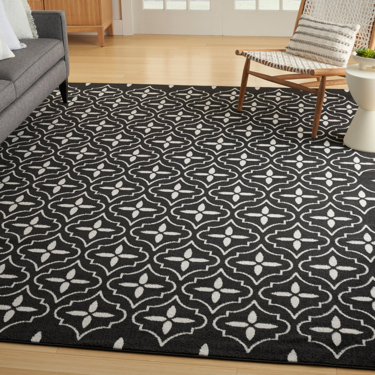Nourison Nourison Essentials Nre04 Black Ivory Rug - Nourison - 99446940681