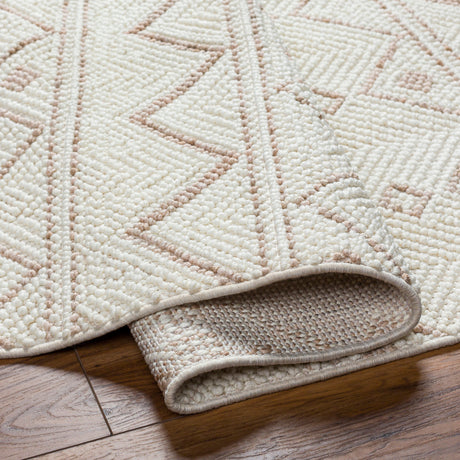 Surya New Delhi Nwh-2305 Light Silver, Light Grey, Off-White, Pale Slate Rug.