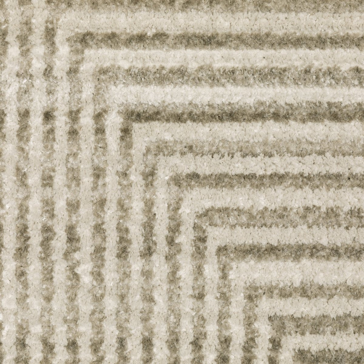 Oriental Weavers Bauer 4150E Beige/ Ivory Rug.