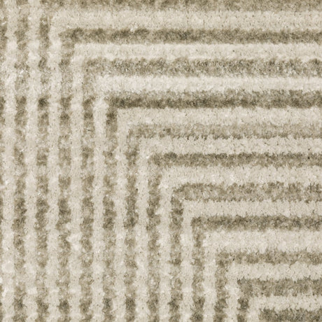 Oriental Weavers Bauer 4150E Beige/ Ivory Rug.