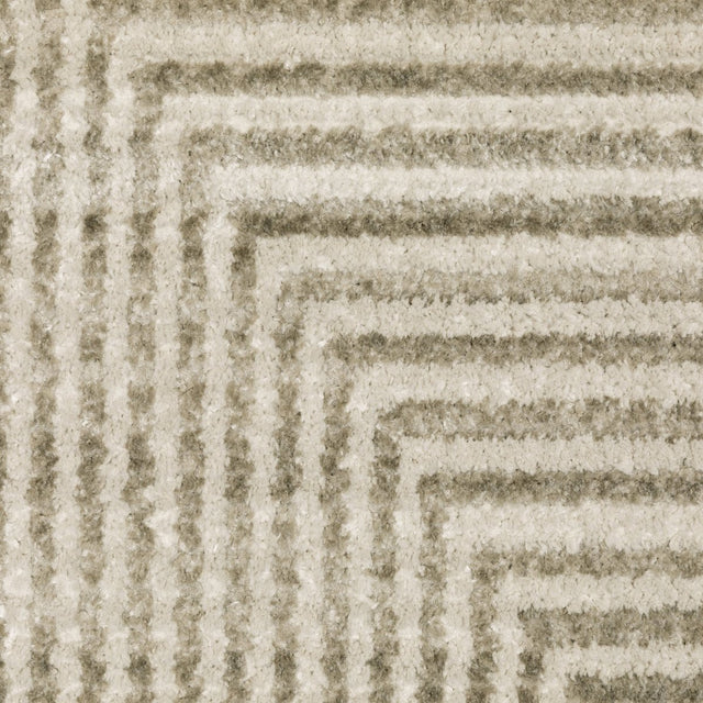 Oriental Weavers Bauer 4150E Beige/ Ivory Rug.