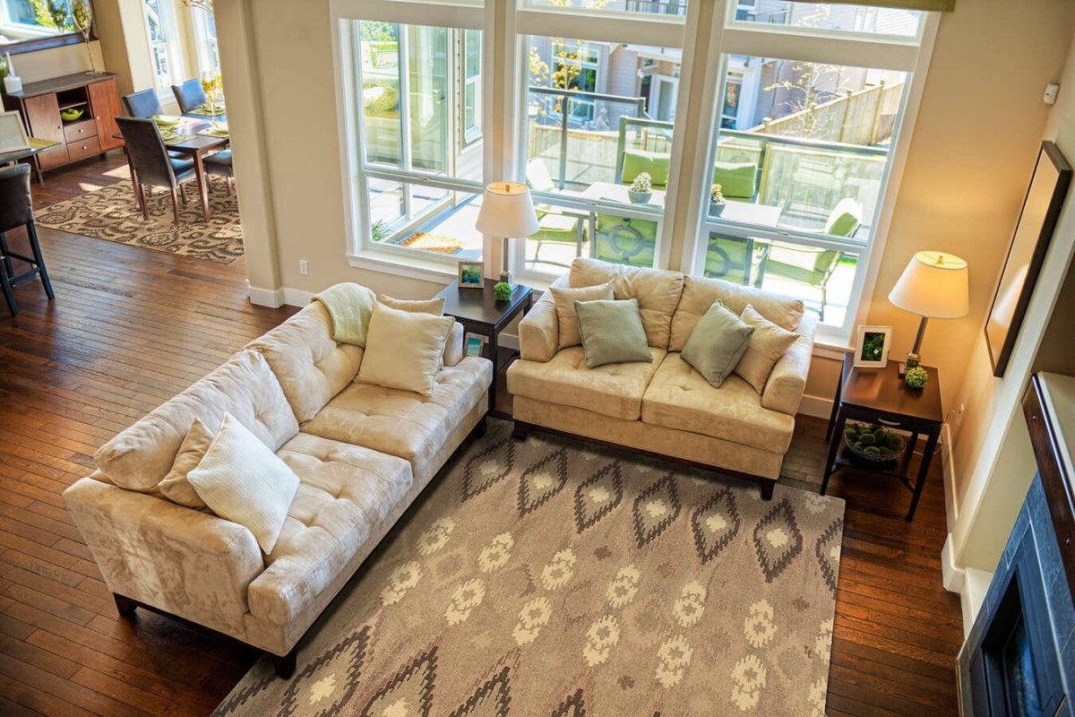 Oriental Weavers Sphinx Anastasia 68001 Sand / Ivory Rugs.