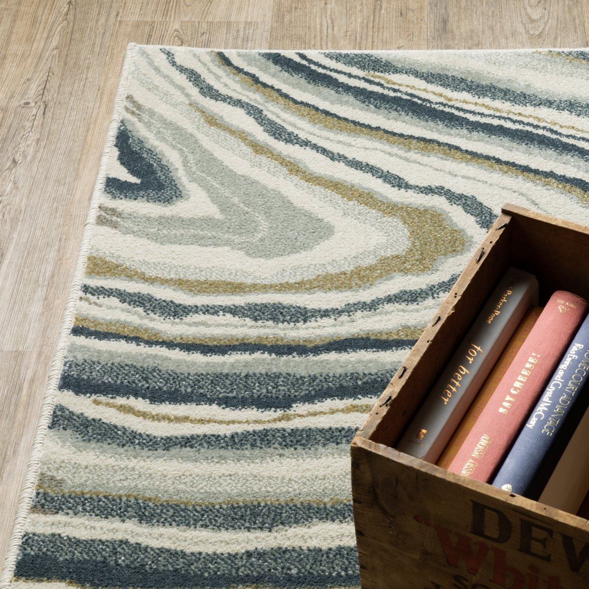 Oriental Weavers Sphinx Branson Br07A Ivory/ Blue Rugs.