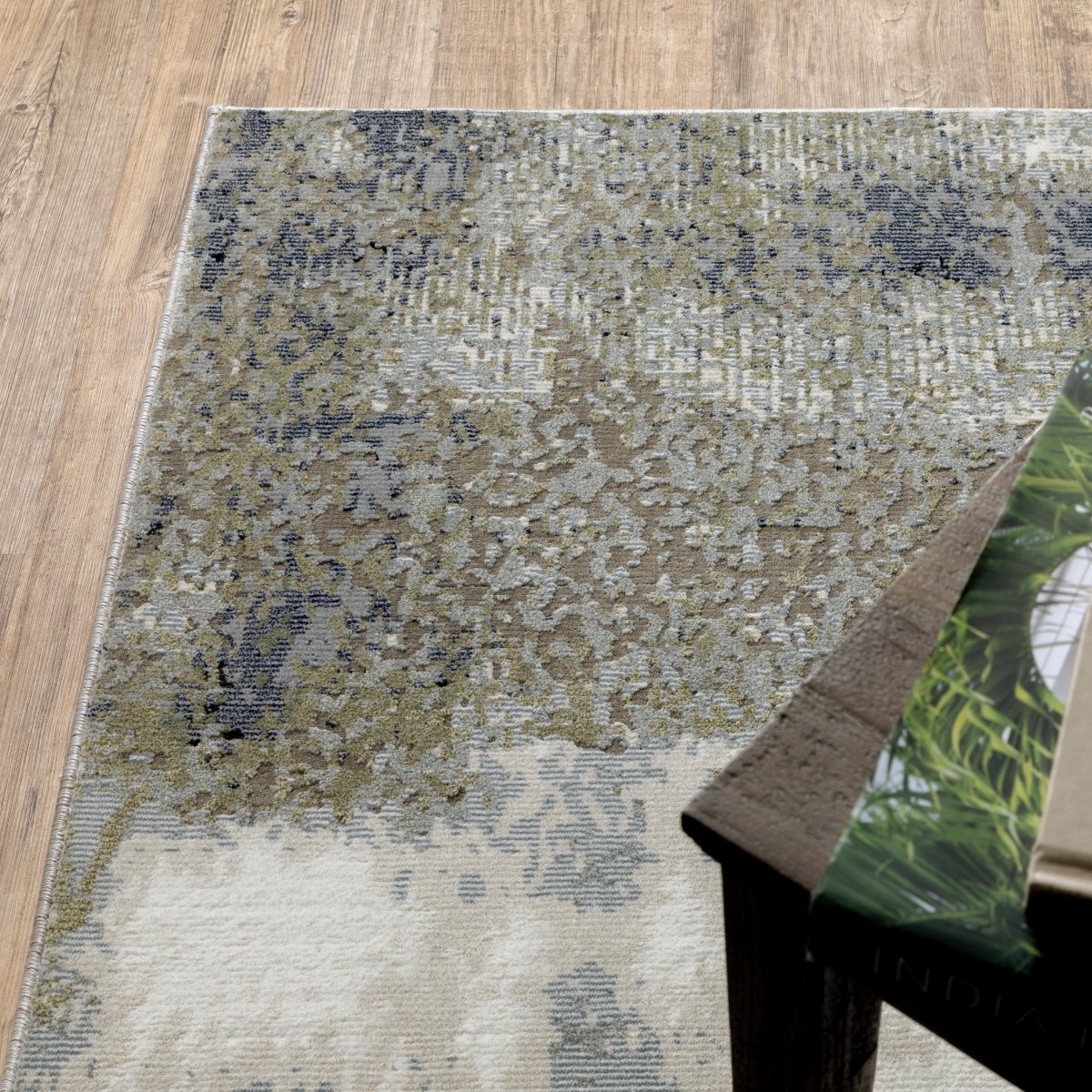 Oriental Weavers Sphinx Caravan 5571H Blue/ Green Rugs.