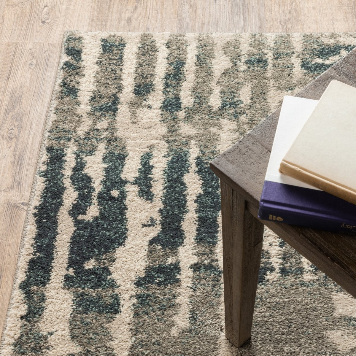 Oriental Weavers Sphinx Carson 0745C Blue/ Beige Rugs.