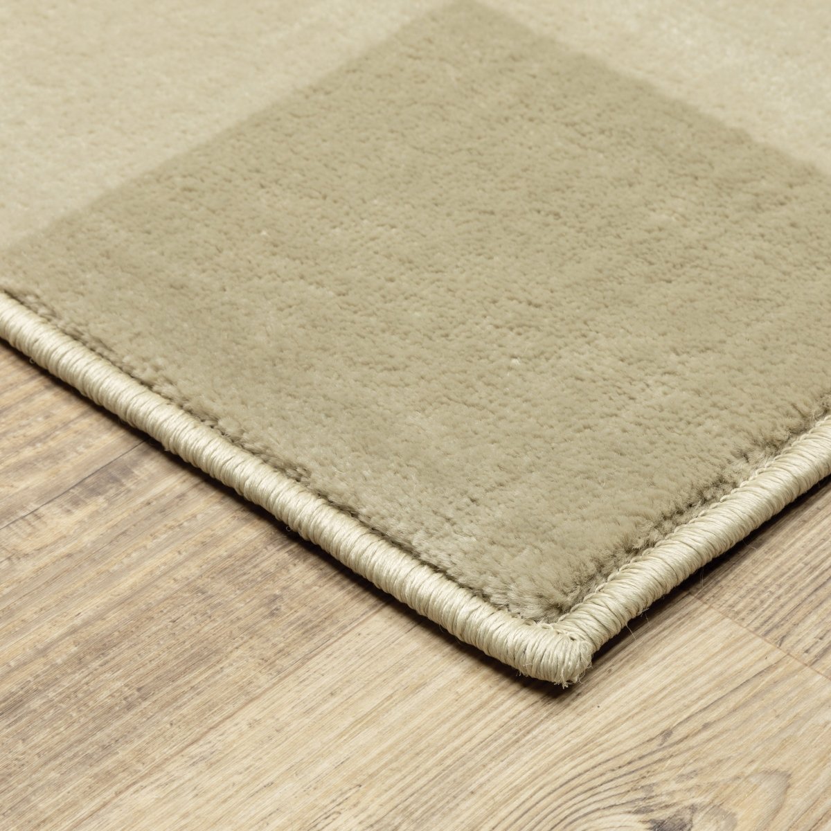 Oriental Weavers Sphinx Georgia 678A0 Beige/ Ivory Rugs.