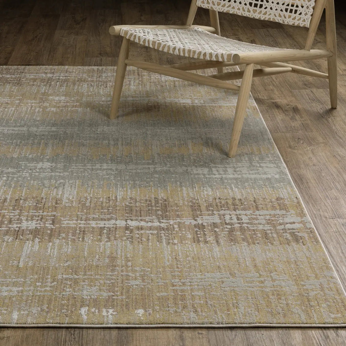 Oriental Weavers Sphinx Mallory MAL06 Brown Rugs - angle/detail