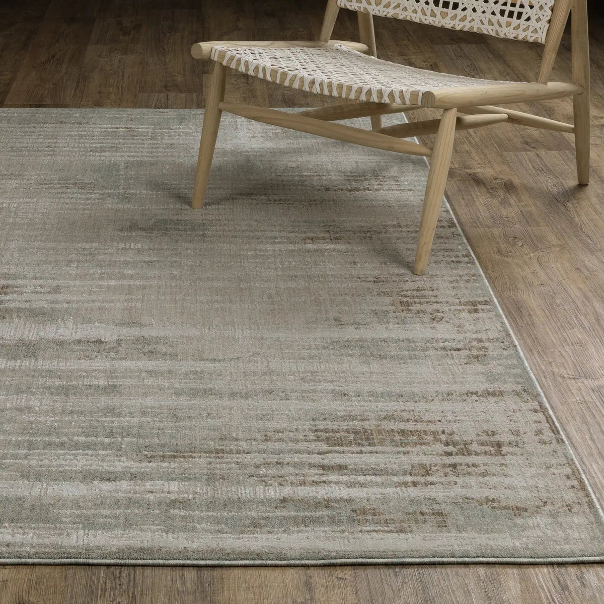 Oriental Weavers Sphinx Mallory MAL07 Blue Rugs - angle/detail