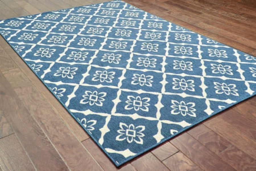 Oriental Weavers Sphinx Meridian 5703B Navy / Ivory Rugs.