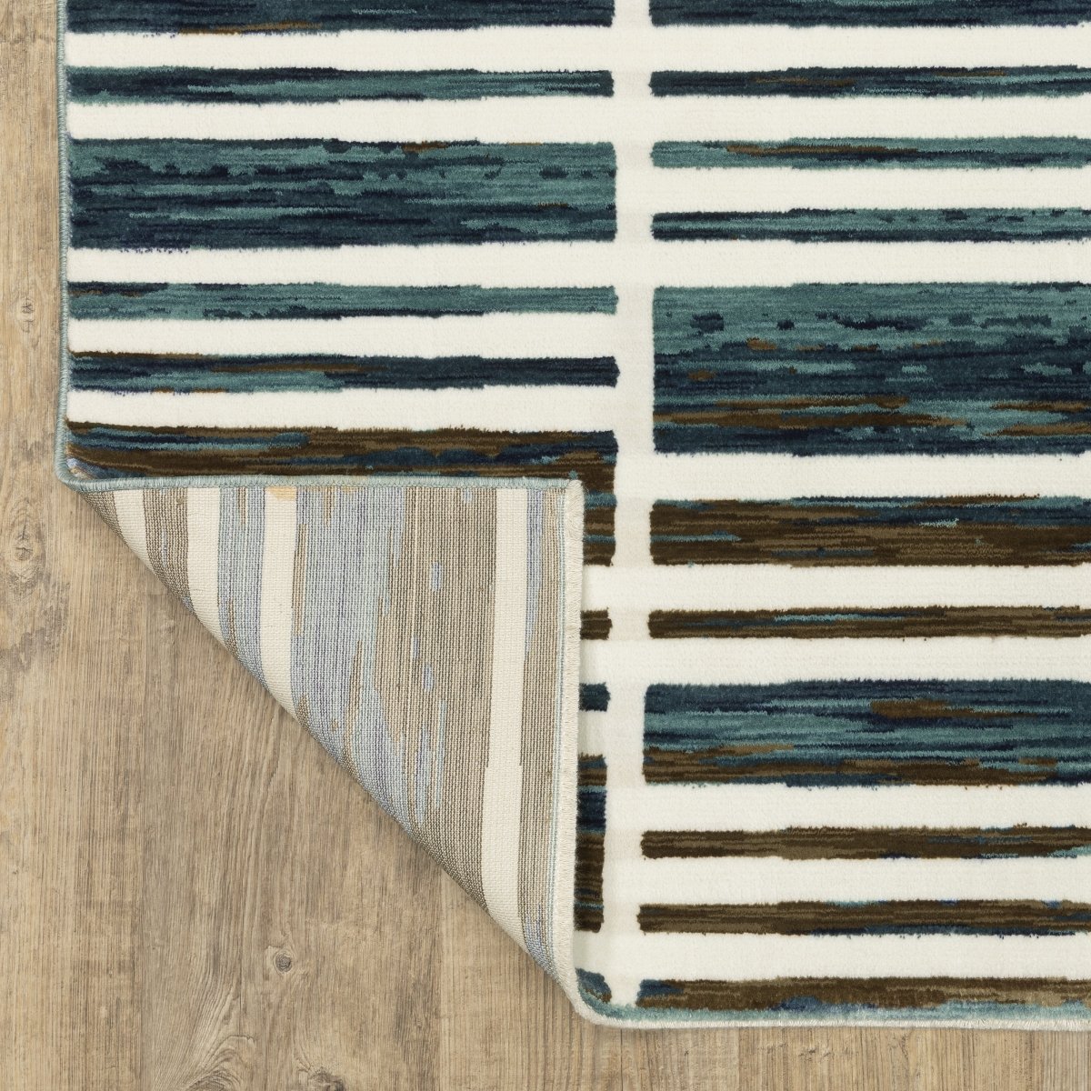 Oriental Weavers Sphinx Reed Re05A Ivory/ Blue Rug.
