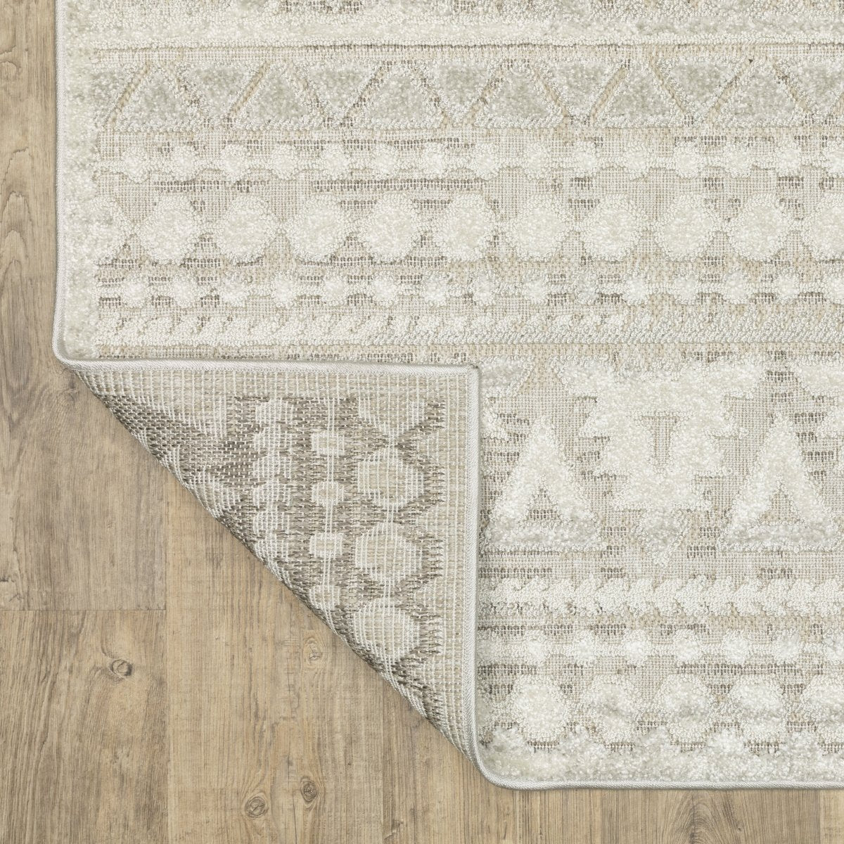 Oriental Weavers Sphinx Tangier Tan01 Beige/ Ivory Rug.