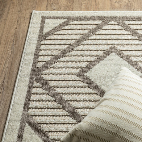 Oriental Weavers Sphinx Tangier Tan05 Beige/ Brown Rug.