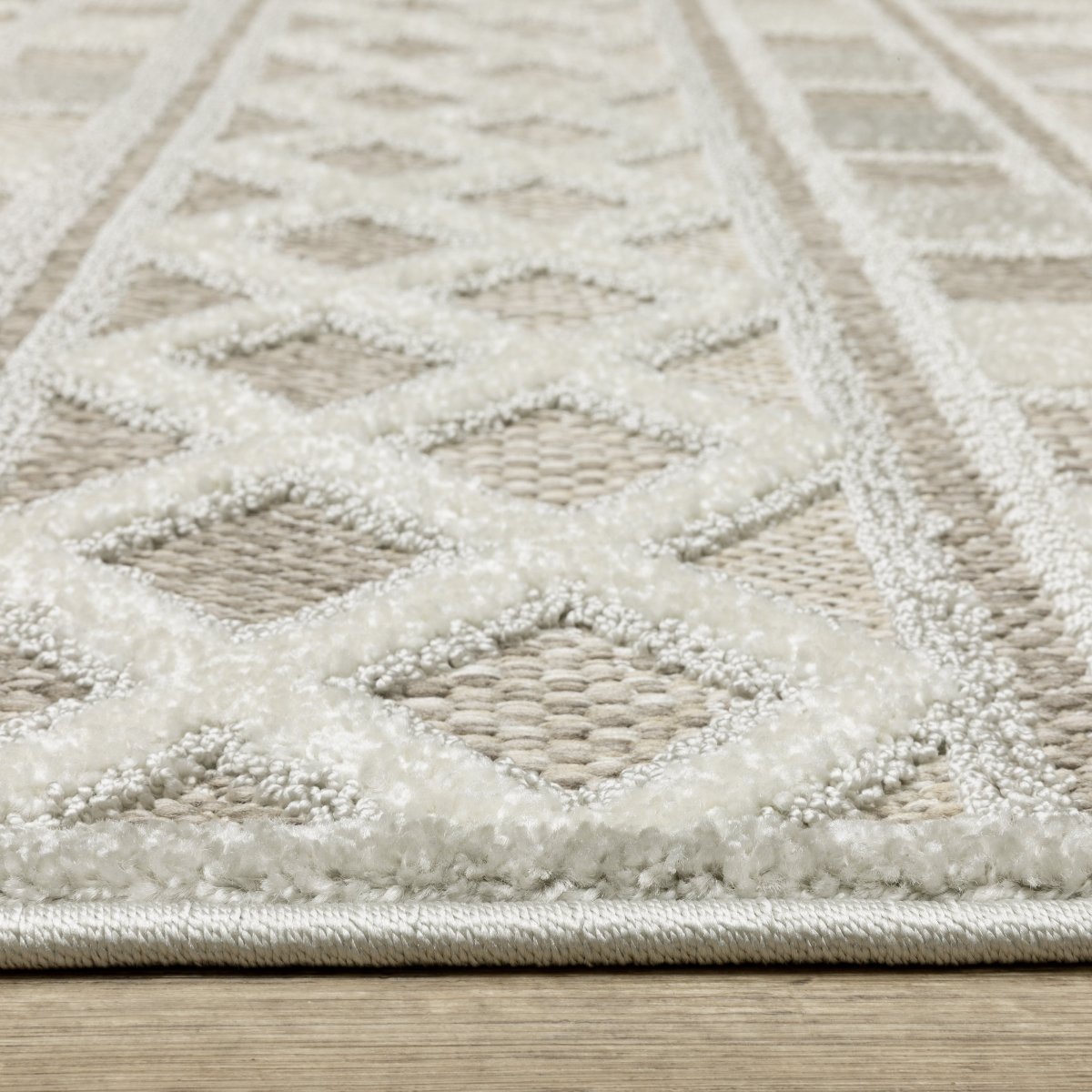 Oriental Weavers Sphinx Tangier Tan09 Beige/ Grey Rug.