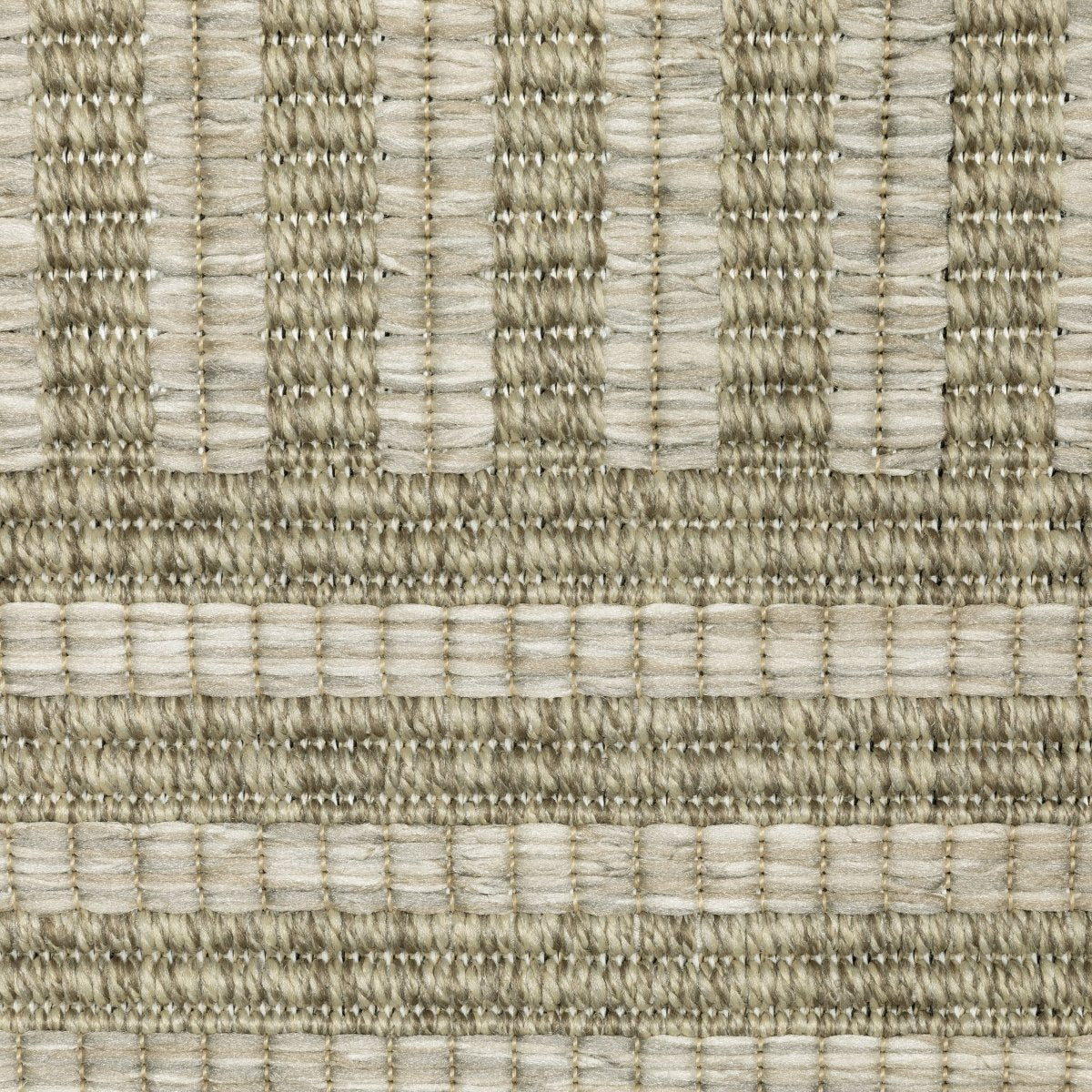 Oriental Weavers Sphinx Tortuga Tr02A Beige/ Black Rug.
