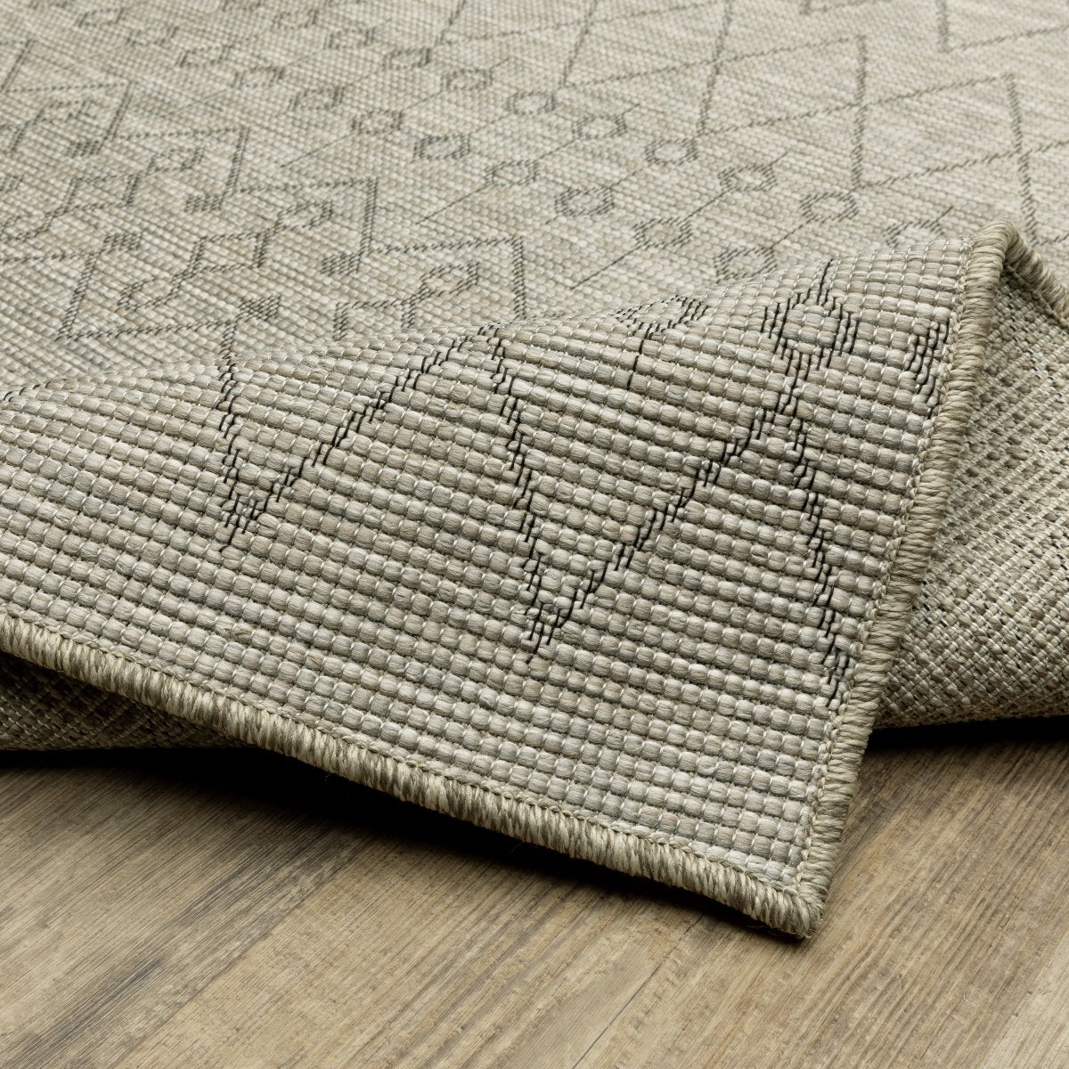 Oriental Weavers Sphinx Tortuga Tr04A Beige/ Black Rug.