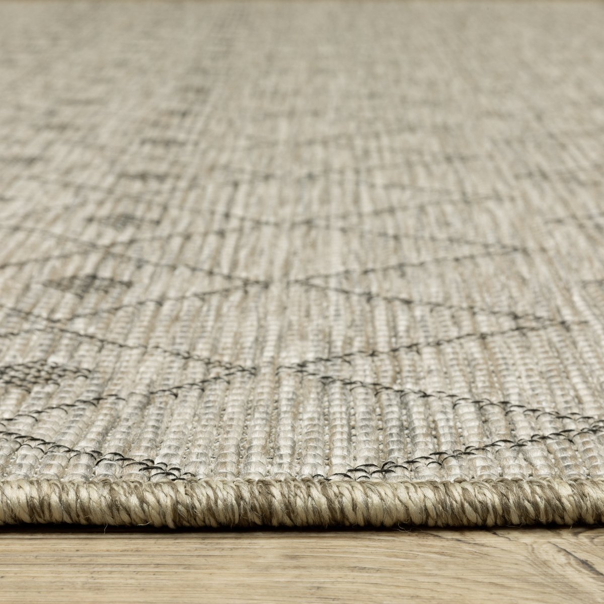 Oriental Weavers Sphinx Tortuga Tr04A Beige/ Black Rug.