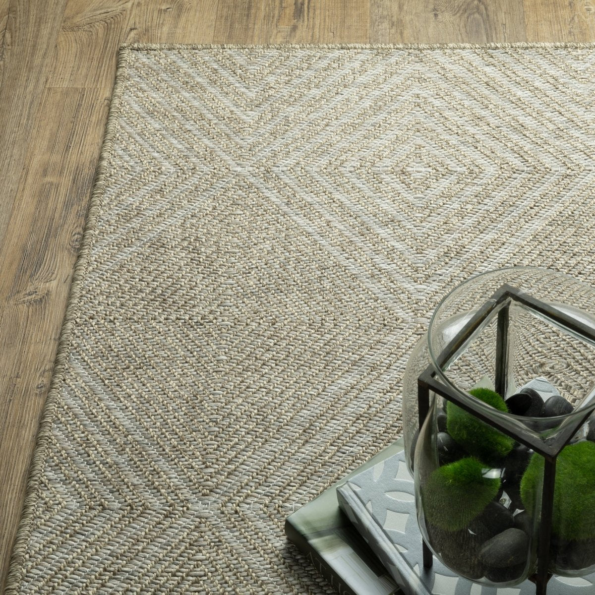 Oriental Weavers Sphinx Tortuga Tr05A Beige/ Beige Rug.