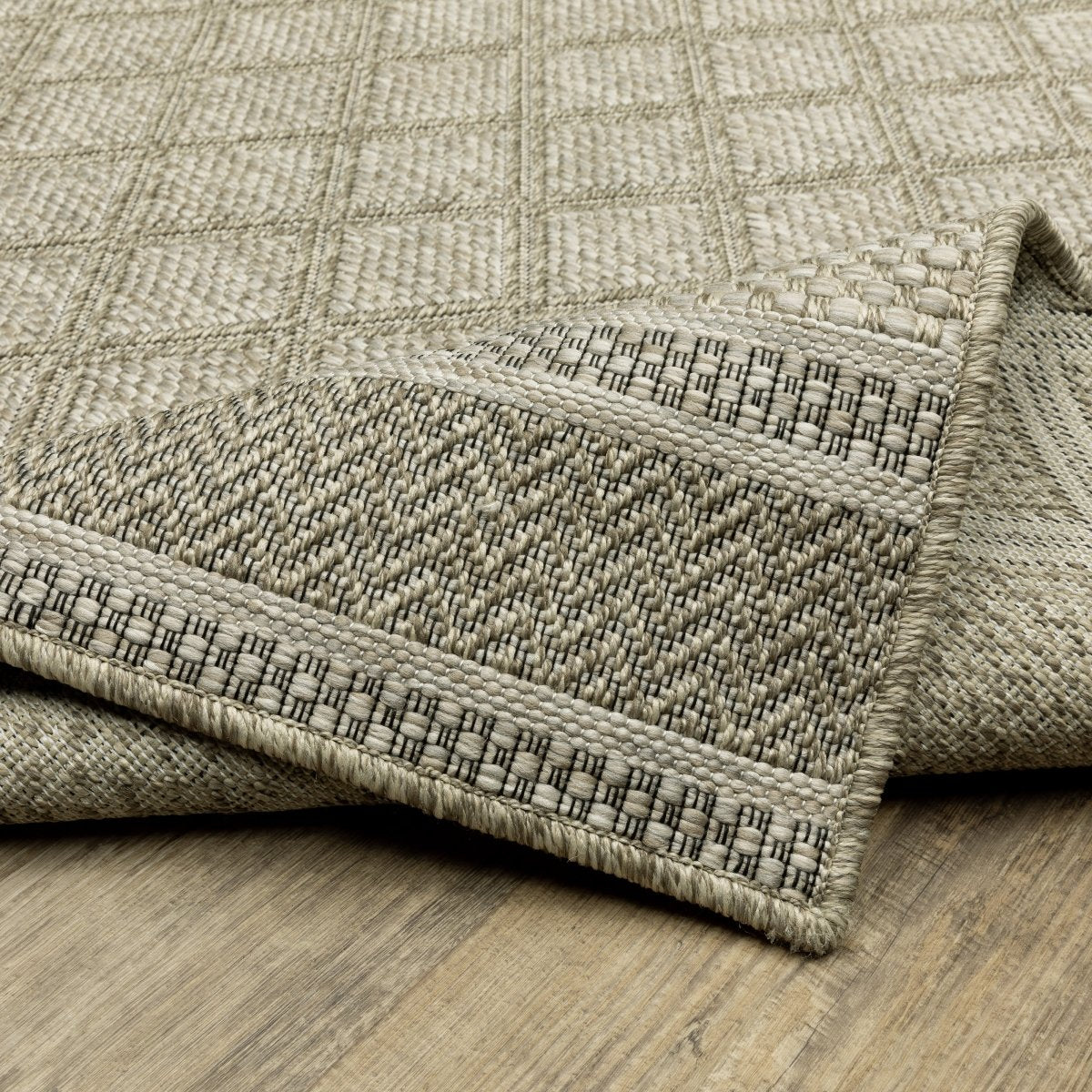 Oriental Weavers Sphinx Tortuga Tr10A Beige/ Black Rug.