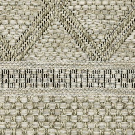 Oriental Weavers Sphinx Tortuga Tr10A Beige/ Black Rug.