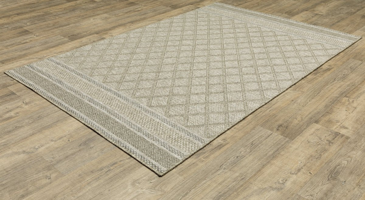 Oriental Weavers Sphinx Tortuga Tr10A Beige/ Black Rug.