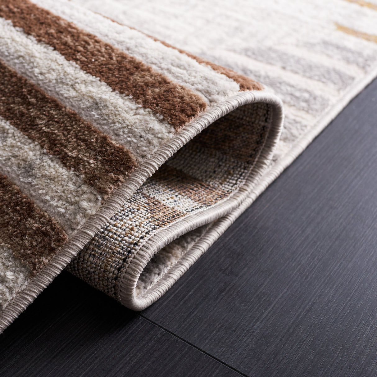 Safavieh Palma Pam328A Beige/Light Grey Rug.