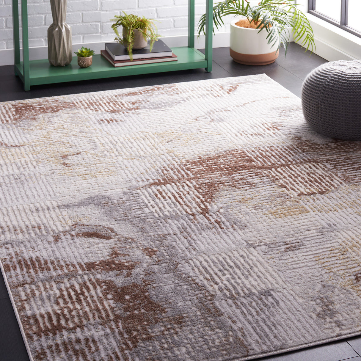 Safavieh Palma Pam350C Beige/Brown Rug.