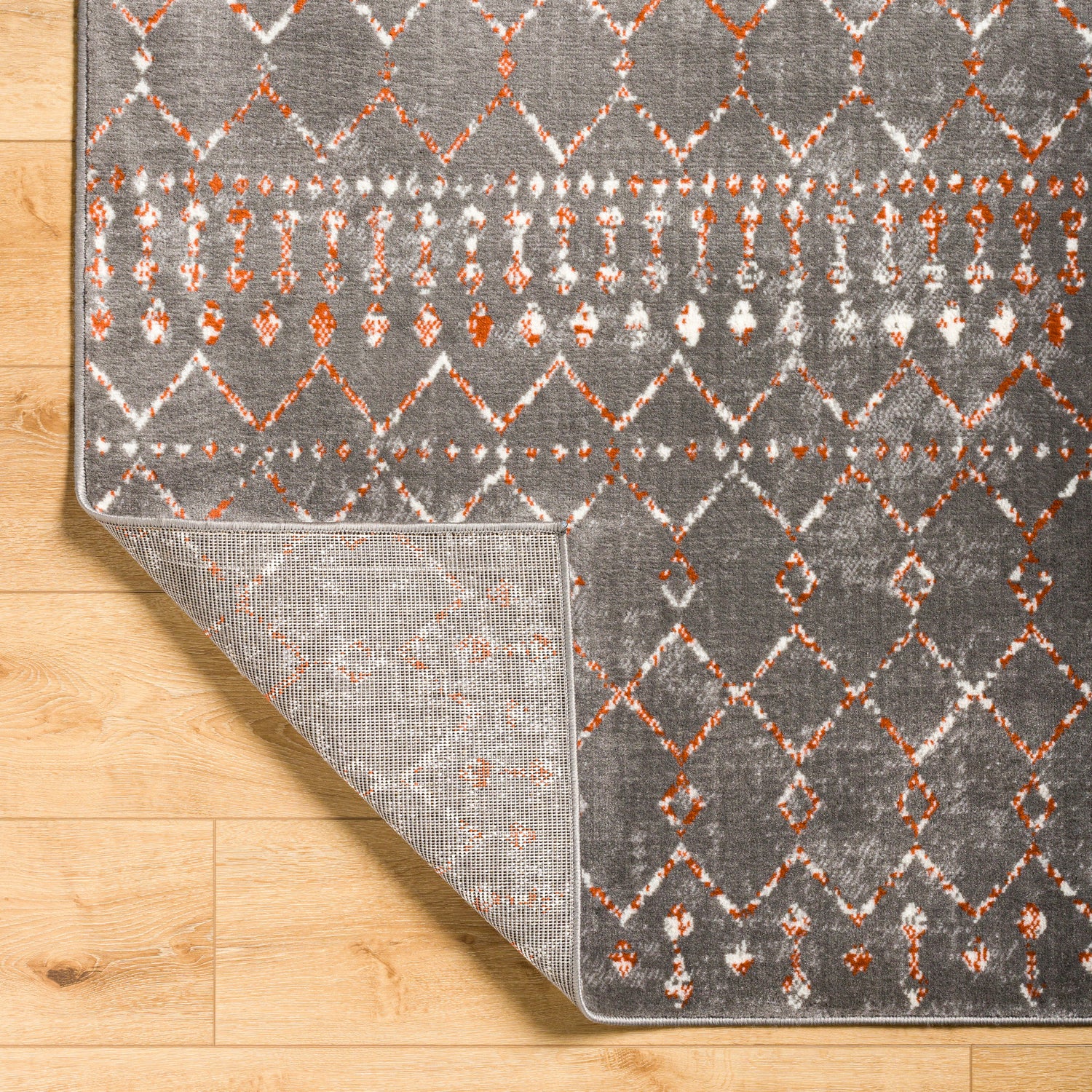 Surya Pisa Pss-2369 Charcoal, Light Gray, Burnt Orange, Medium Gray Rug.