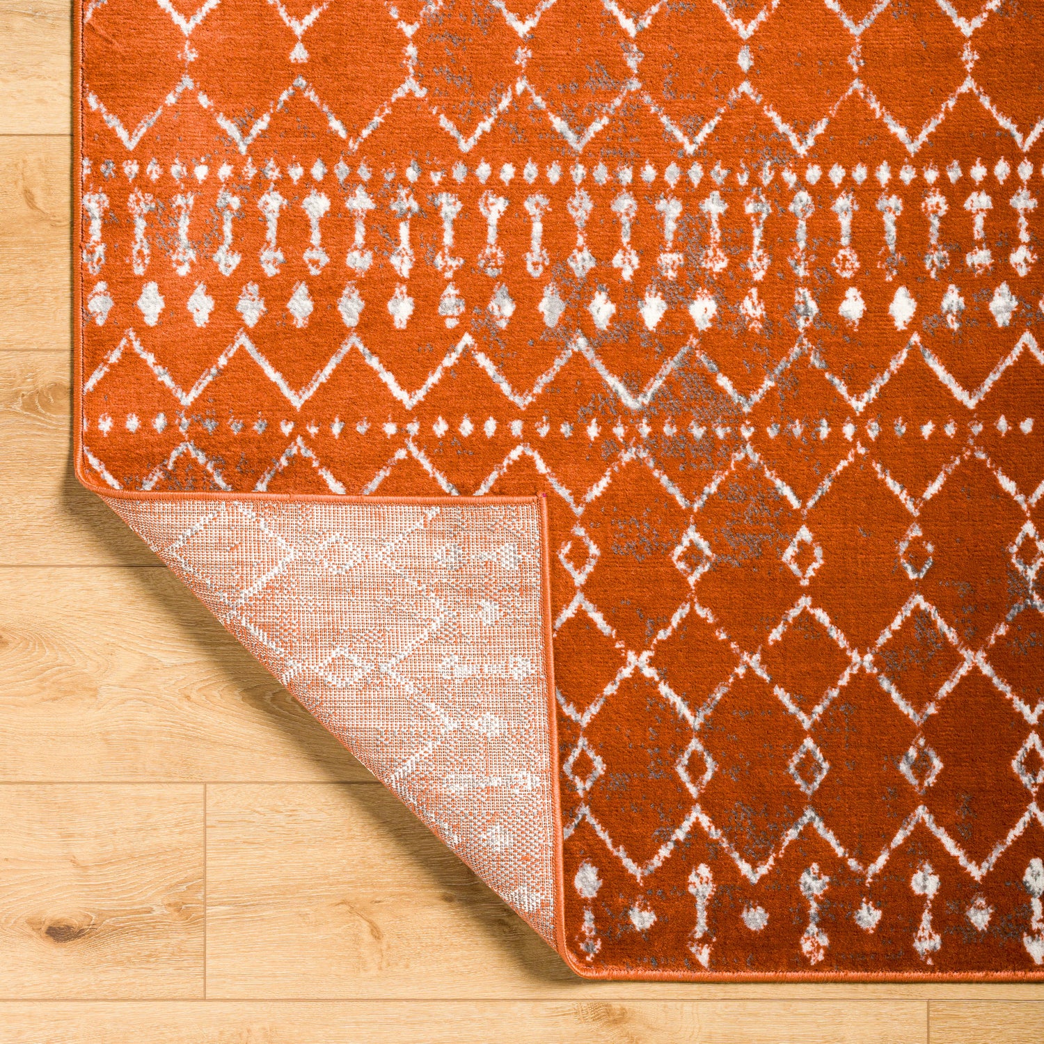 Surya Pisa Pss-2371 Burnt Orange, Light Gray, Medium Gray, Charcoal Rug.