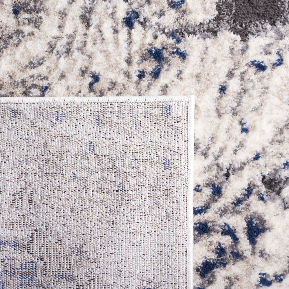 Safavieh Petra Pta102A Ivory/Blue Rug.