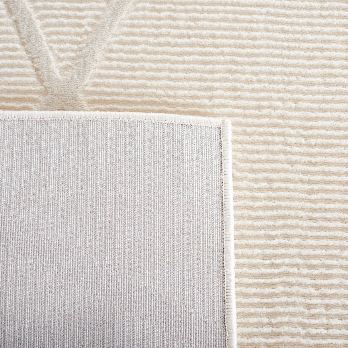 Safavieh Revive Rev104A Ivory Rug.