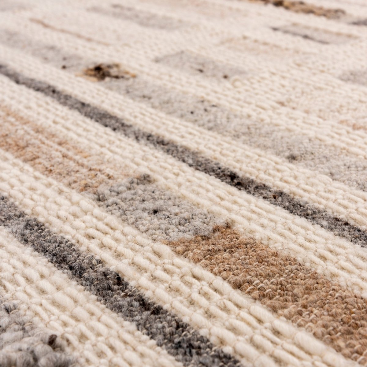 Rizzy Nova Nva945 Silver/Ivory Rug.