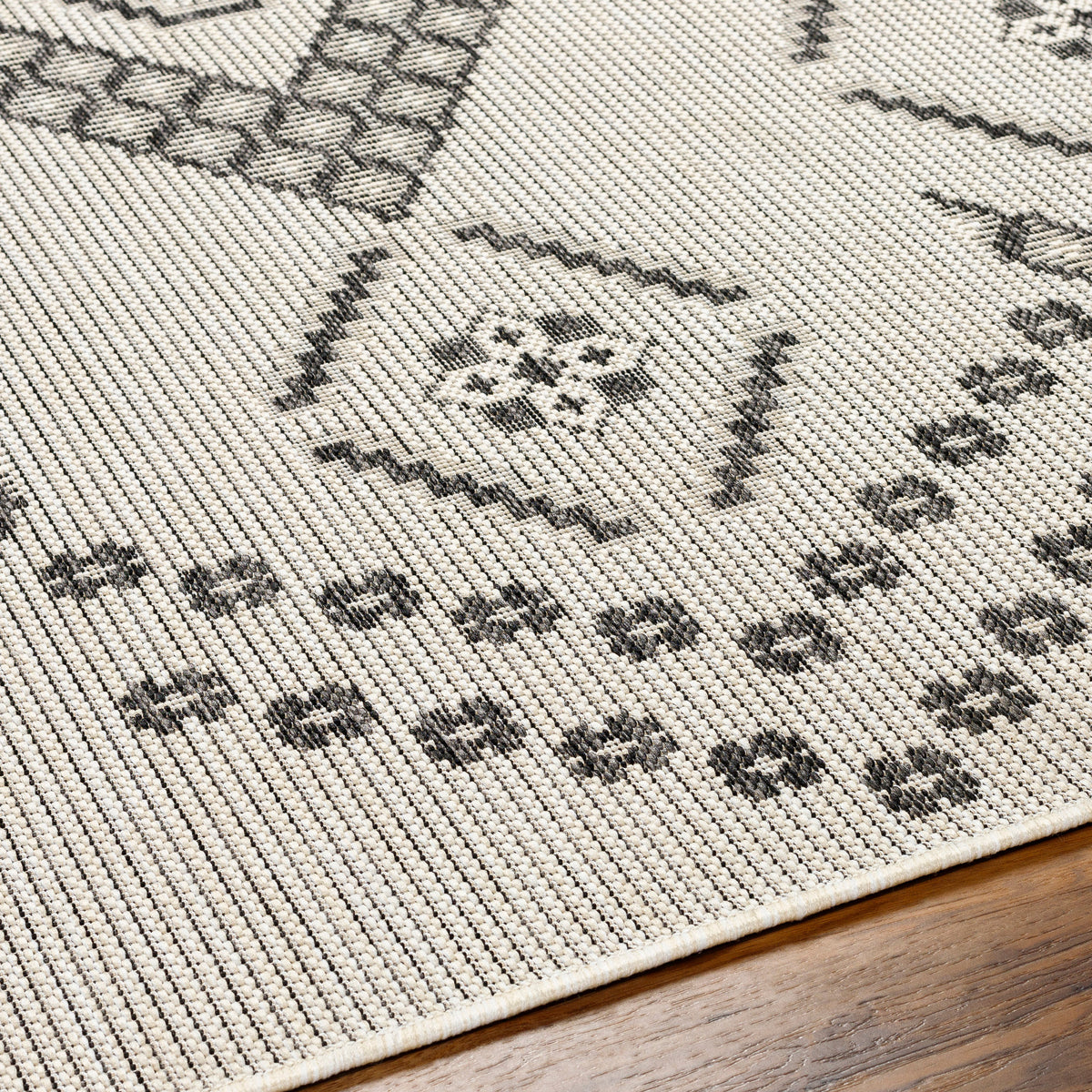 Surya Ravello Rvl-2326 Ivory, Light Beige, Light Gray, Black Rug.