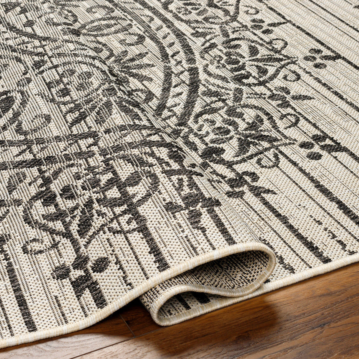 Surya Ravello Rvl-2332 Ivory, Light Beige, Light Gray, Black Rug.