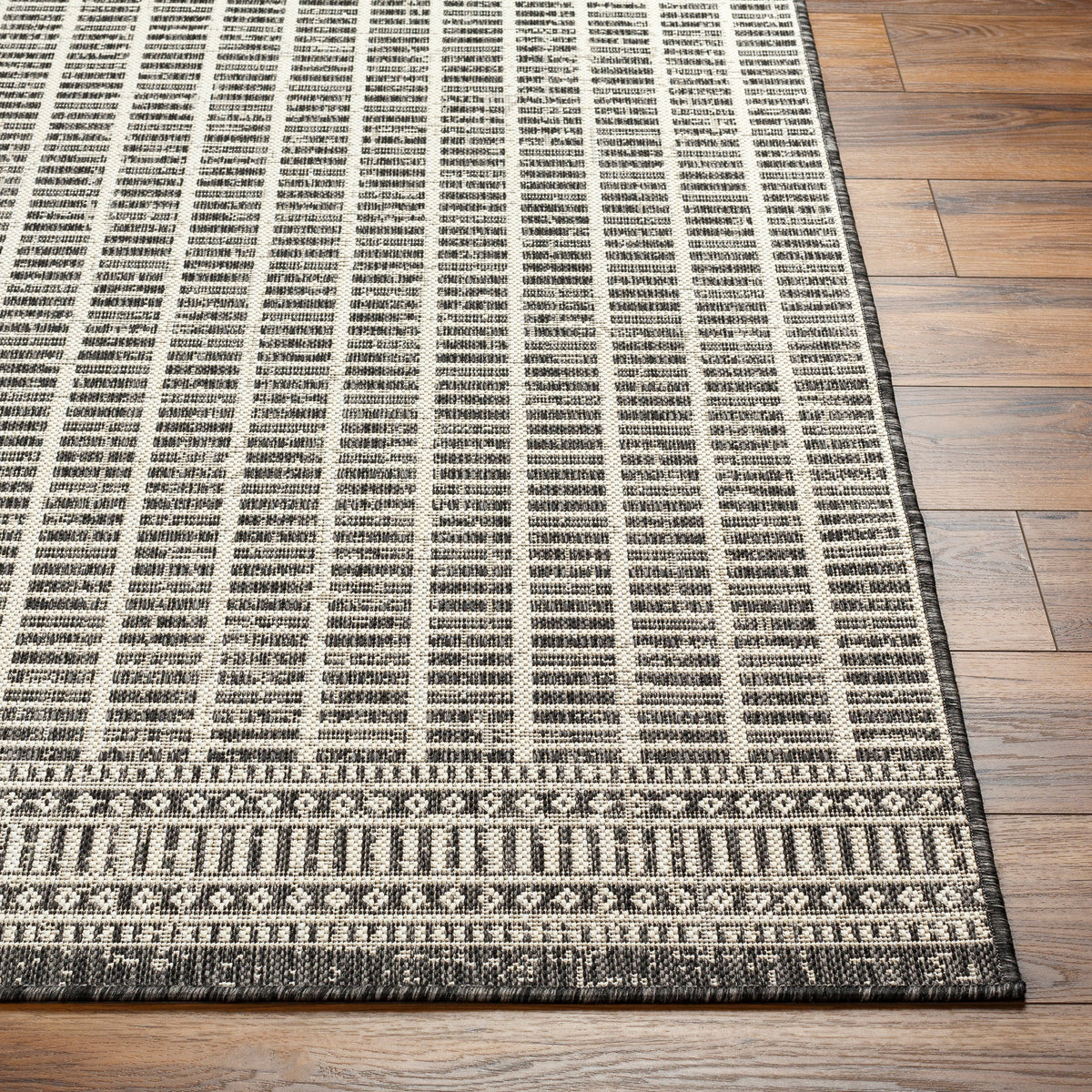 Surya Ravello Rvl-2362 Light Gray, Black, Ivory, Light Beige Rug.