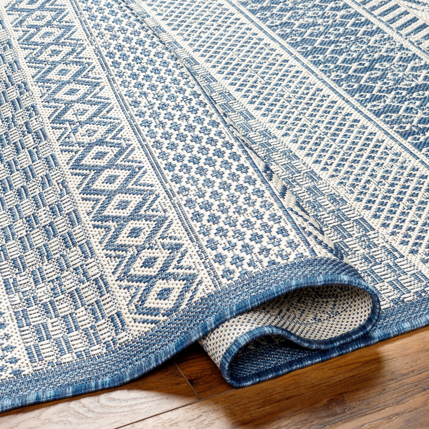 Surya Ravello Rvl-2372 Denim, Dark Blue, Ivory, Light Beige Rug.