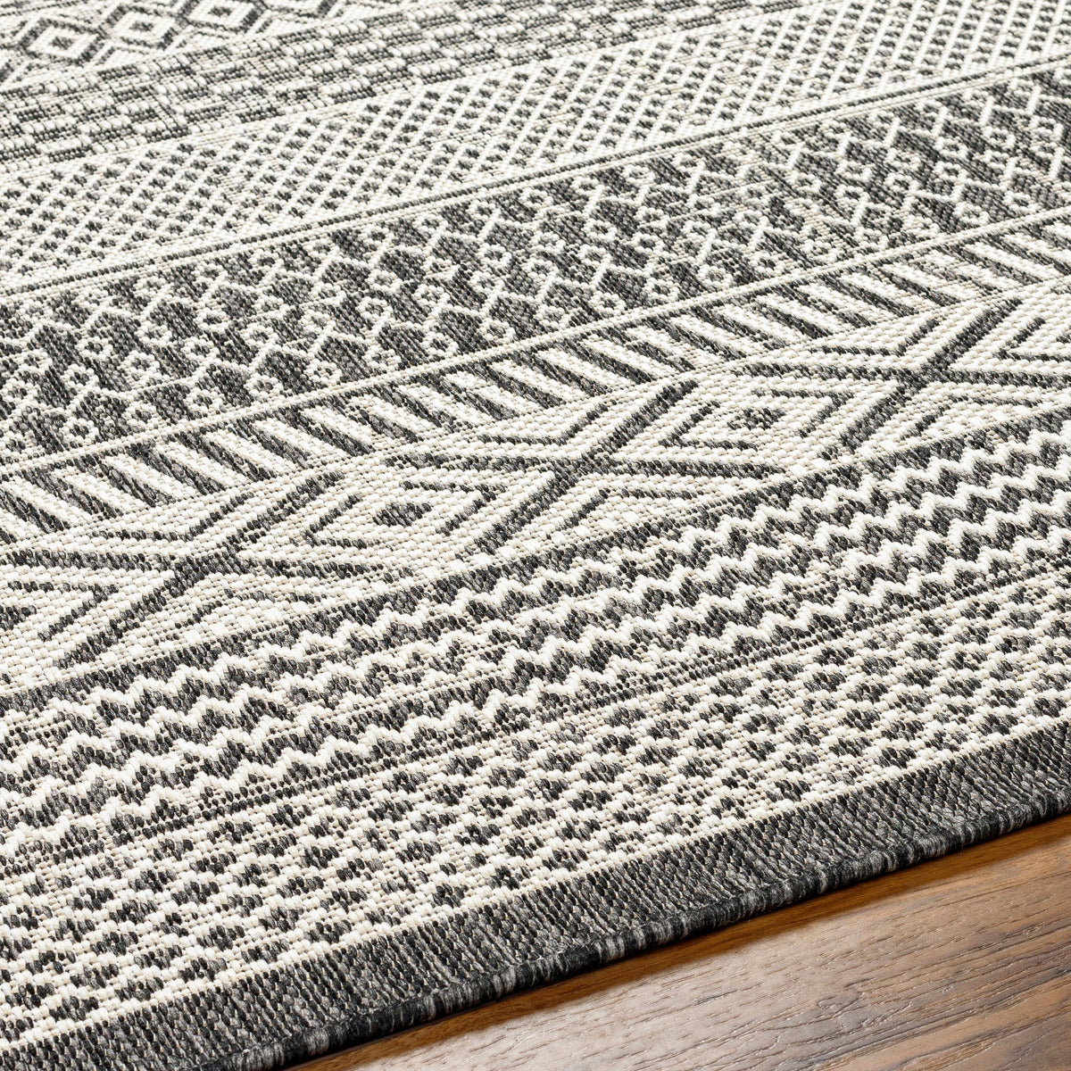 Surya Ravello Rvl-2374 Light Gray, Black, Ivory, Light Beige Rug.