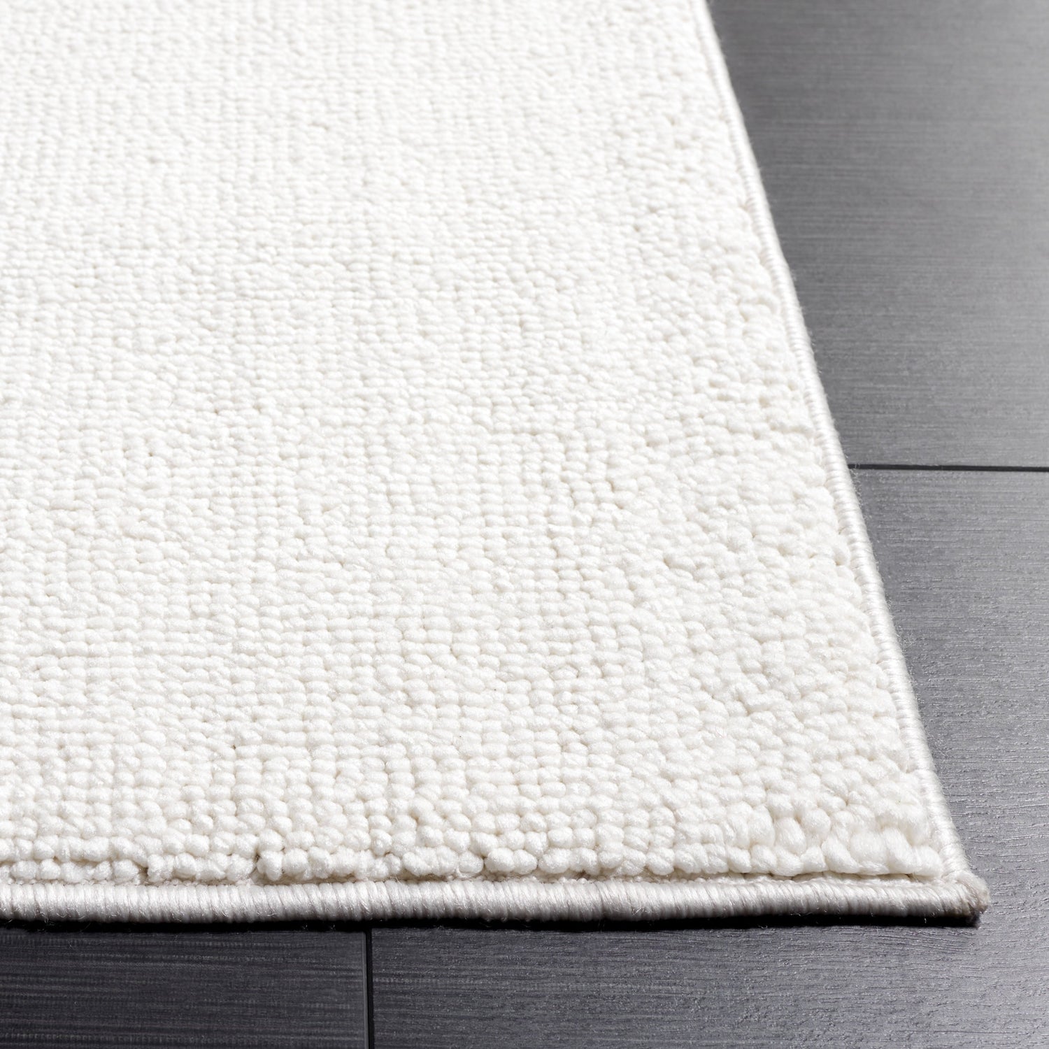 Safavieh River Rvr600A Ivory Rug.
