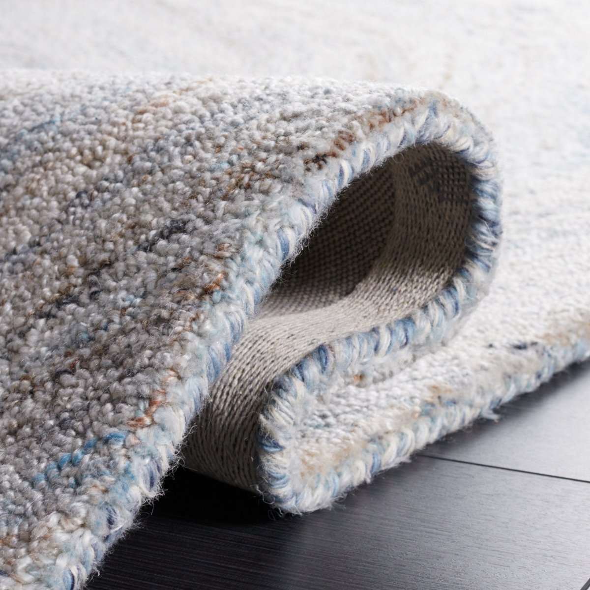 Safavieh Abstract Abt148M Beige/Blue Rug.