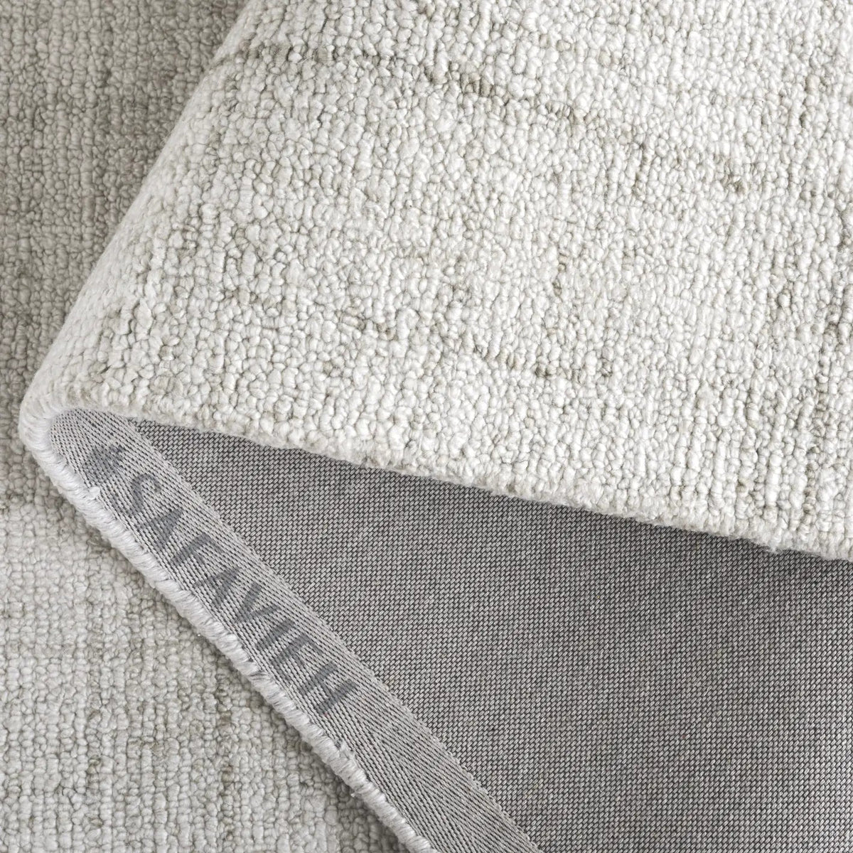 Safavieh Abstract 4'-0" x 6'-0" Rug in Light Grey