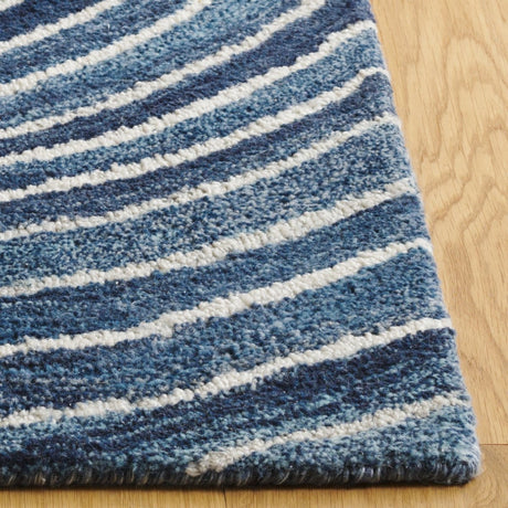 Safavieh Abstract Abt154M Blue/Ivory Rug.