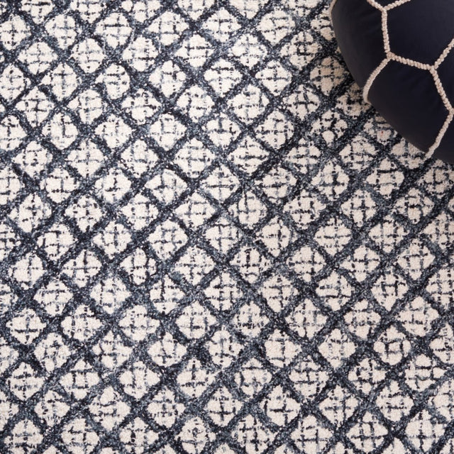 Safavieh Abstract Abt203N Ivory/Navy Rug.