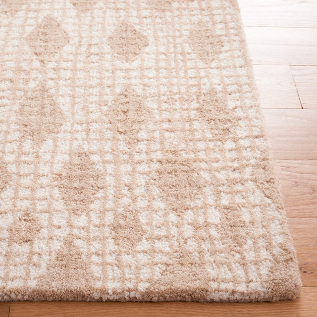 Safavieh Abstract Abt206B Beige/Ivory Rug.