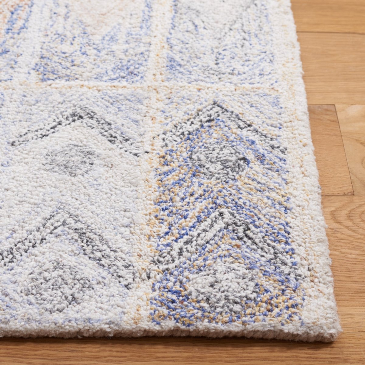 Safavieh Abstract Abt213M Blue/Rust Rug.