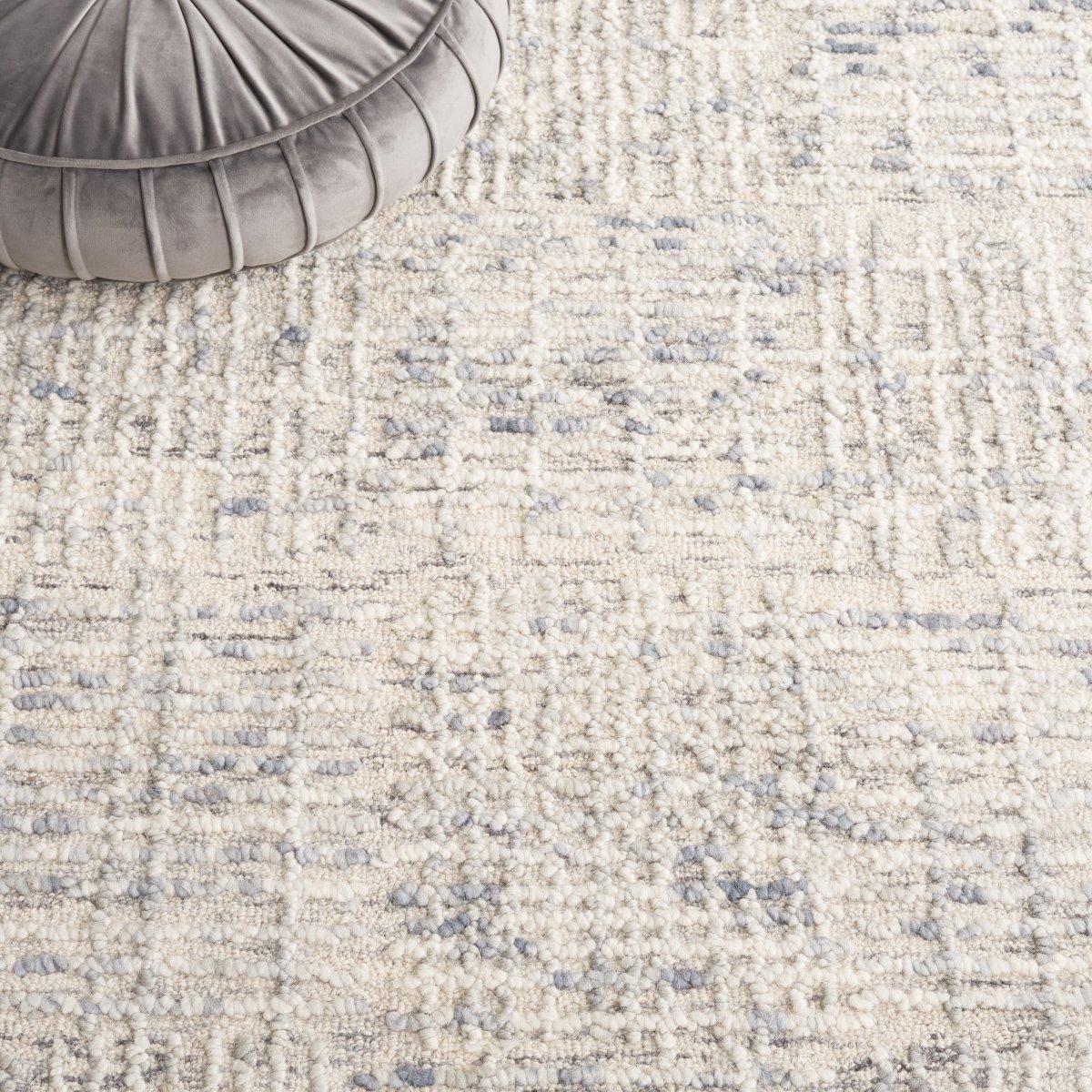 Safavieh Abstract Abt275K Light Blue/Ivory Rug.
