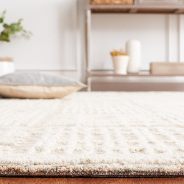 Safavieh Abstract Abt275T Brown/Ivory Rug.