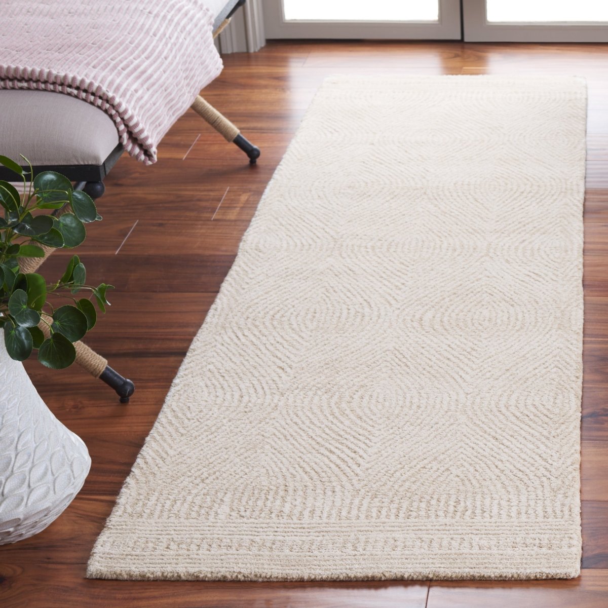 Safavieh Abstract Abt340A Ivory/Beige Rug.