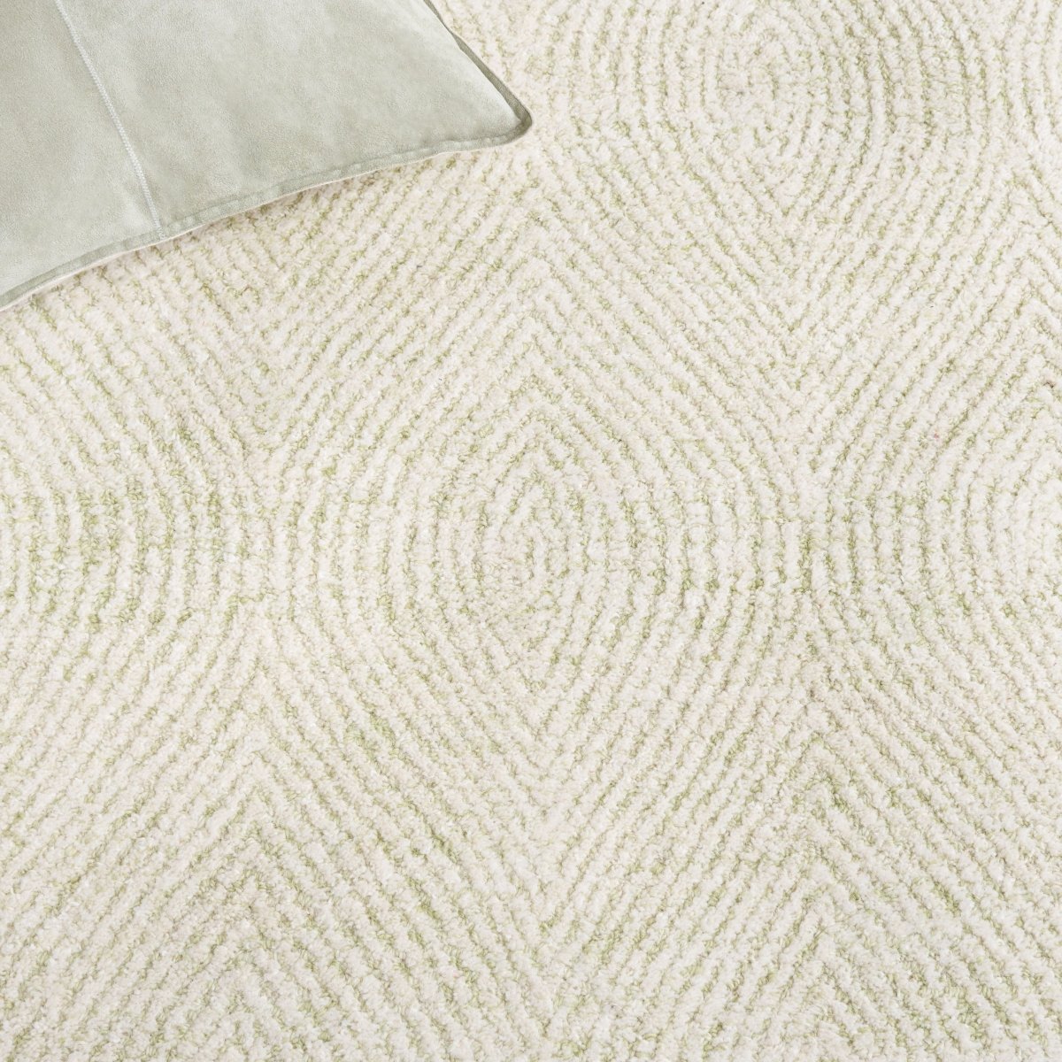 Safavieh Abstract Abt340Y Green/Ivory Rug.