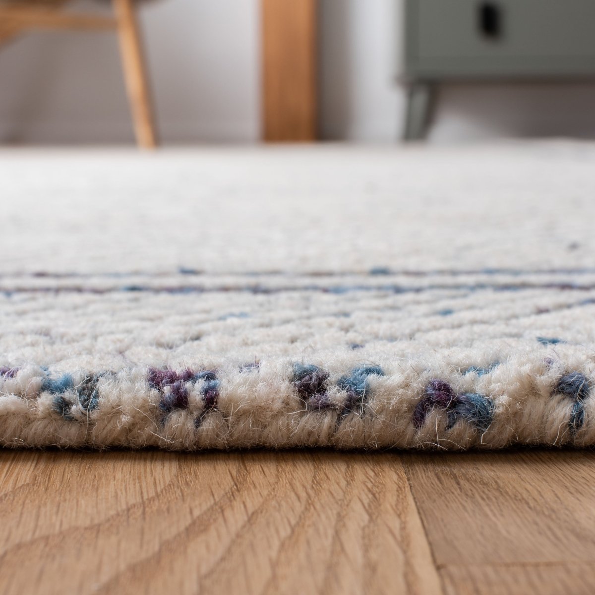 Safavieh Abstract Abt341N Ivory/Navy Rugs.