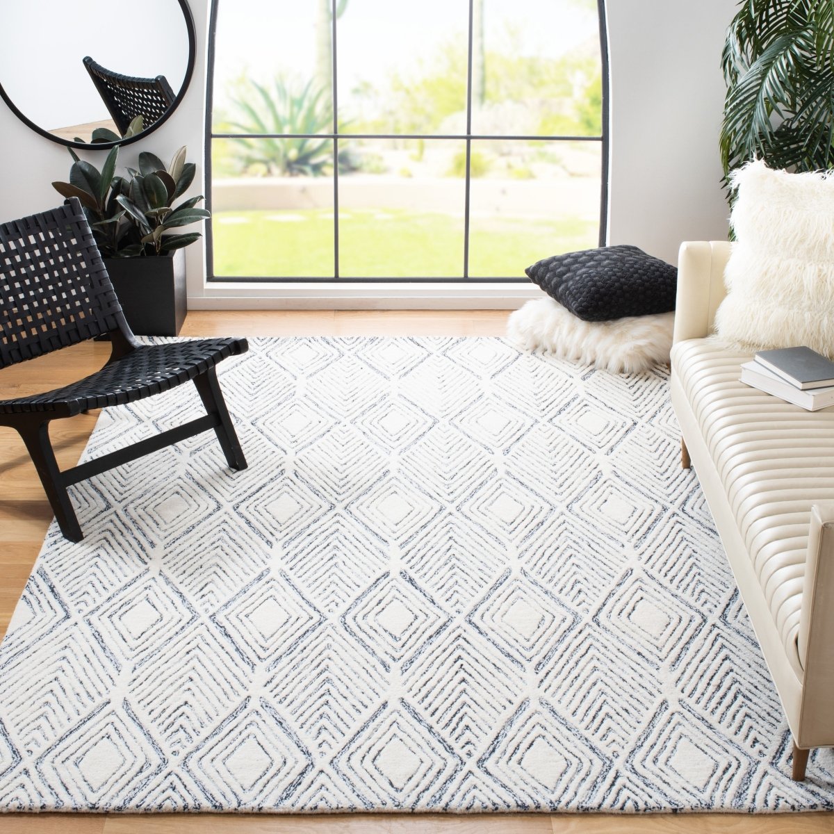 Safavieh Abstract Abt350A Ivory/Charcoal Rugs.